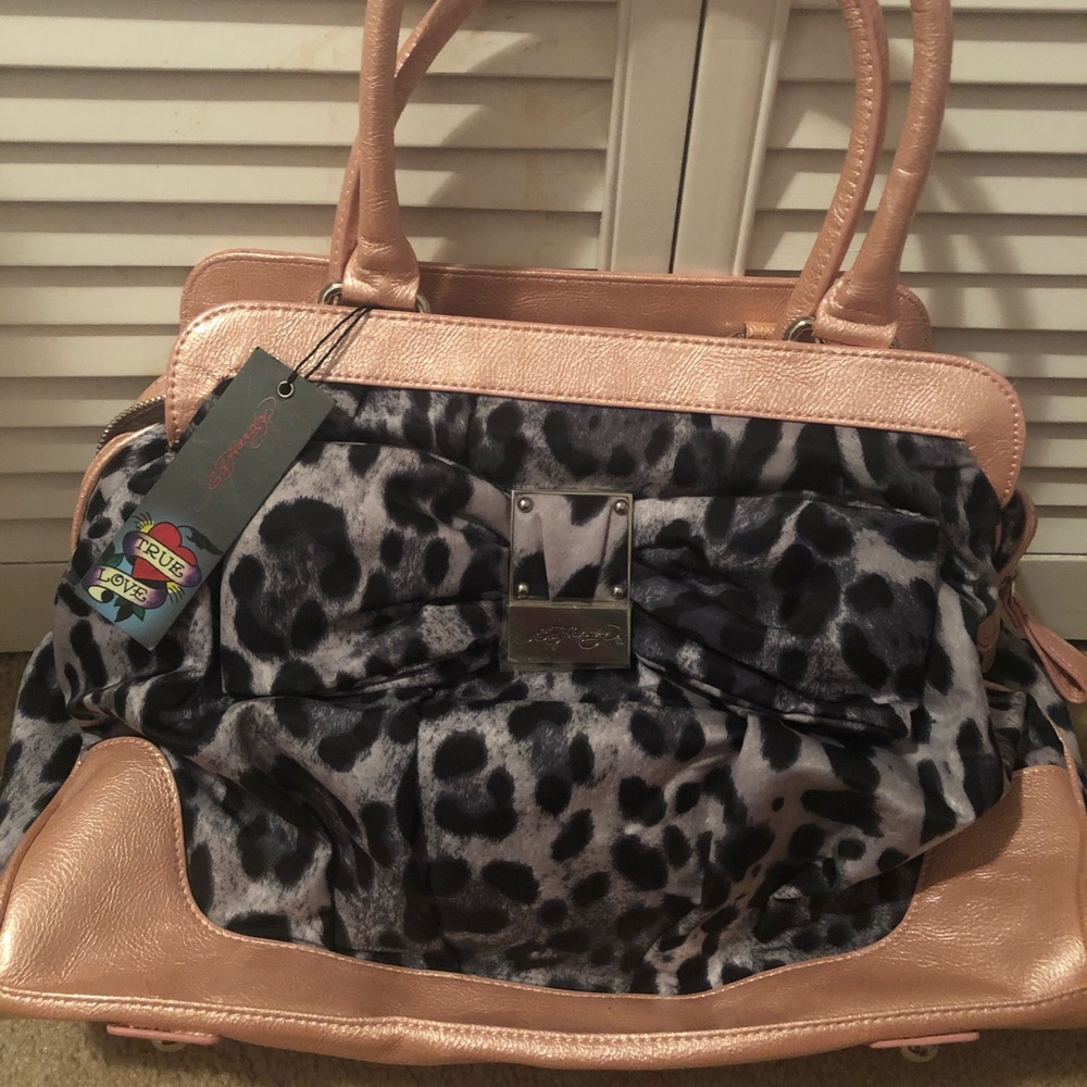 Brand NEW Ed Hardy brand purse